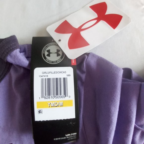 Under Armour loose heat gear Athletic top Size medium - Picture 3 of 6